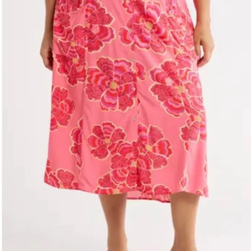 DR2 by Daniel Rainn Dandelion Maxi Skirt Pink Red Flowers Buttons Elastic 2XPlus
